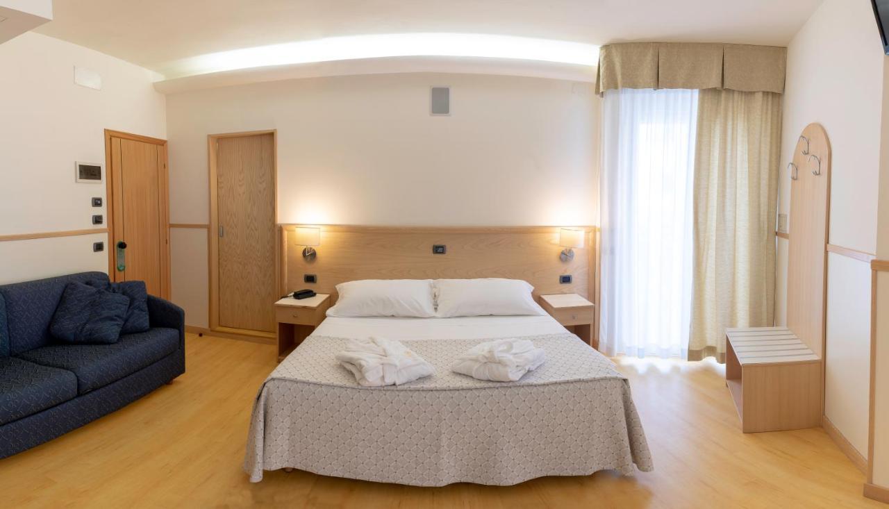 Hotel Vidi Miramare & Delfino 4*